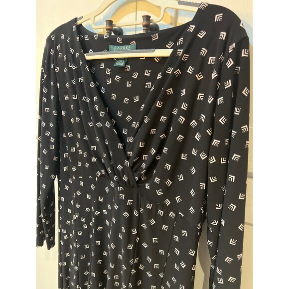 Ralph Lauren Black White Geometric Wrap Bodice Fit & Flare Dress Size 12 Career - Picture 4 of 11